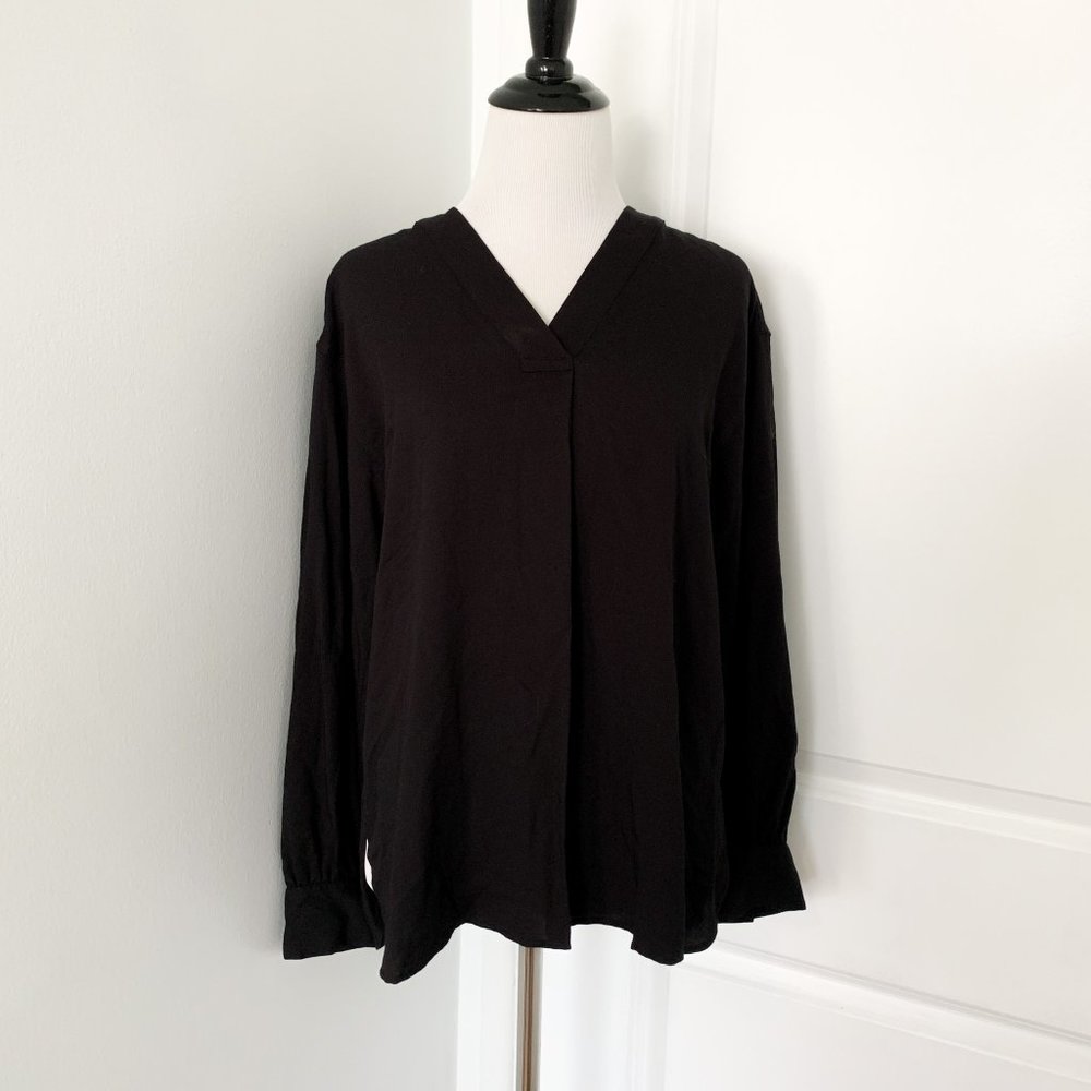 Uniqlo Black V-Neck Long Sleeve Top
